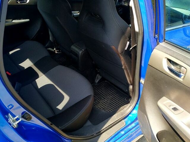 Синій Субару Імпреза, об'ємом двигуна 2 л та пробігом 200 тис. км за 7700 $, фото 4 на Automoto.ua