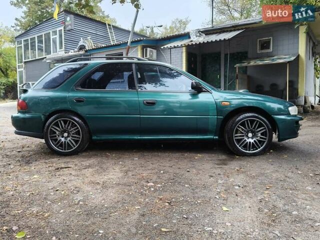 Синій Субару Імпреза, об'ємом двигуна 1.98 л та пробігом 240 тис. км за 8000 $, фото 5 на Automoto.ua