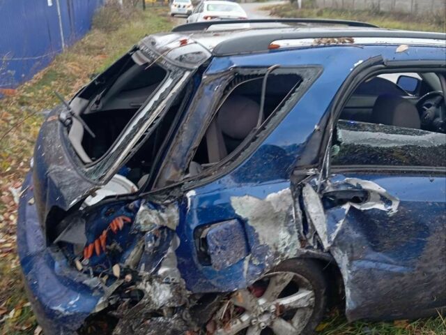 Синий Субару Импреза, объемом двигателя 2 л и пробегом 360 тыс. км за 3000 $, фото 1 на Automoto.ua