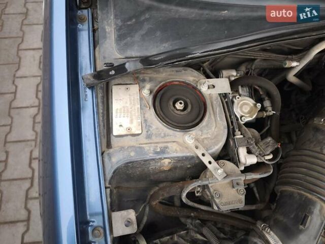 Синий Субару Импреза, объемом двигателя 1.99 л и пробегом 350 тыс. км за 4000 $, фото 18 на Automoto.ua