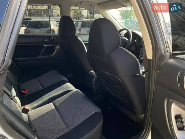 Белый Субару Легаси, объемом двигателя 1.99 л и пробегом 299 тыс. км за 6399 $, фото 14 на Automoto.ua