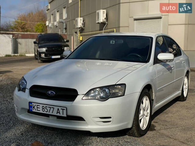 Белый Субару Легаси, объемом двигателя 1.99 л и пробегом 299 тыс. км за 6399 $, фото 4 на Automoto.ua