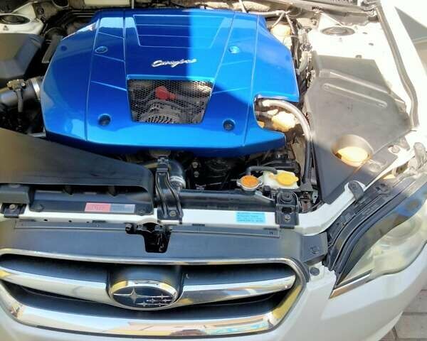 Білий Субару Легасі, об'ємом двигуна 2 л та пробігом 290 тис. км за 6900 $, фото 18 на Automoto.ua