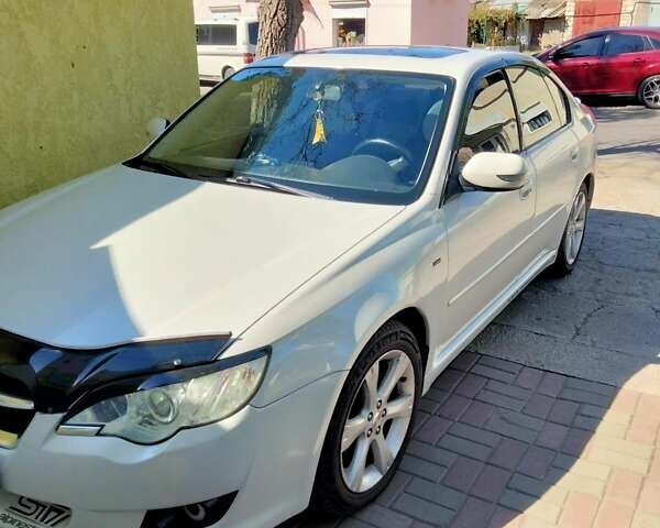Білий Субару Легасі, об'ємом двигуна 2 л та пробігом 290 тис. км за 6900 $, фото 14 на Automoto.ua