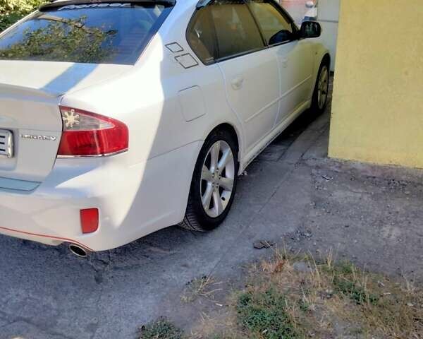 Білий Субару Легасі, об'ємом двигуна 2 л та пробігом 290 тис. км за 6900 $, фото 10 на Automoto.ua