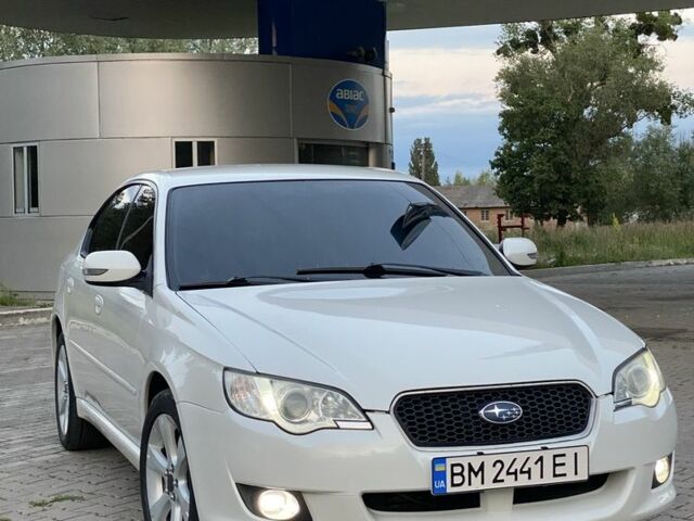 Белый Субару Легаси, объемом двигателя 2 л и пробегом 204 тыс. км за 5800 $, фото 5 на Automoto.ua
