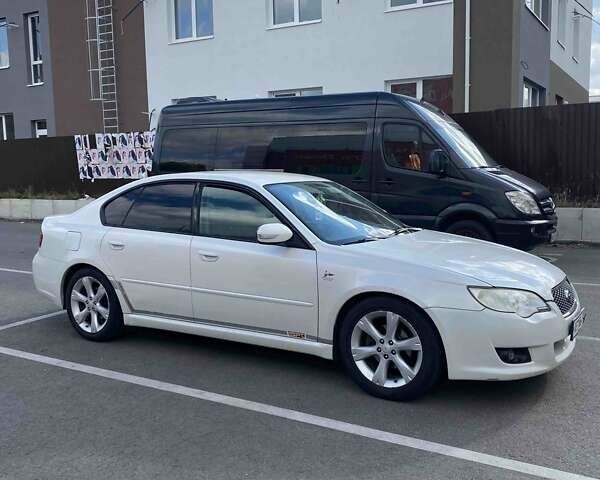 Білий Субару Легасі, об'ємом двигуна 2.5 л та пробігом 222 тис. км за 4900 $, фото 9 на Automoto.ua