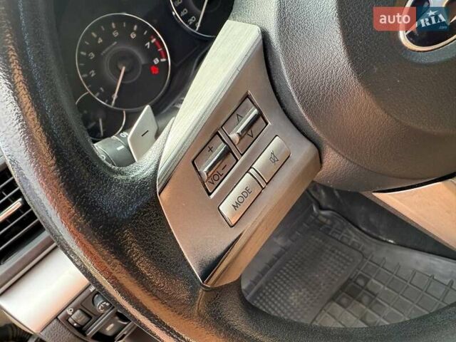 Белый Субару Легаси, объемом двигателя 2 л и пробегом 109 тыс. км за 7999 $, фото 47 на Automoto.ua