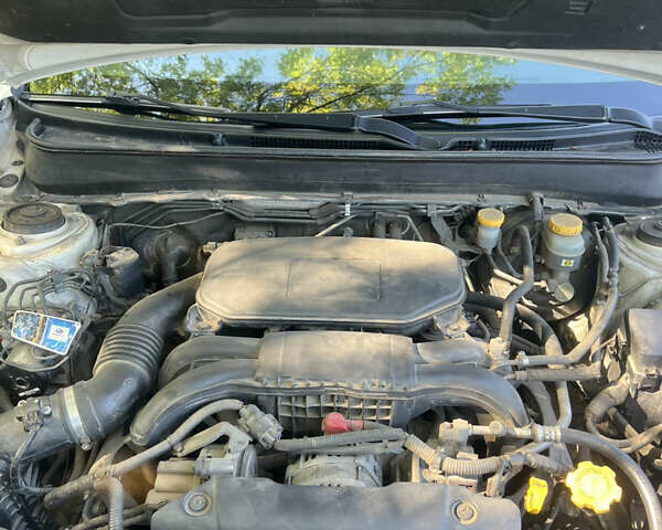 Білий Субару Легасі, об'ємом двигуна 1.99 л та пробігом 198 тис. км за 7050 $, фото 16 на Automoto.ua