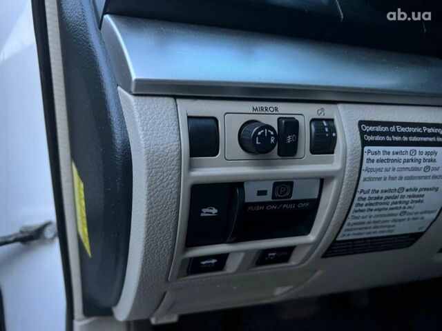 Белый Субару Легаси, объемом двигателя 2.5 л и пробегом 360 тыс. км за 6990 $, фото 17 на Automoto.ua