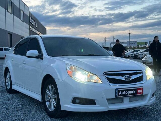 Белый Субару Легаси, объемом двигателя 2.5 л и пробегом 360 тыс. км за 6990 $, фото 8 на Automoto.ua