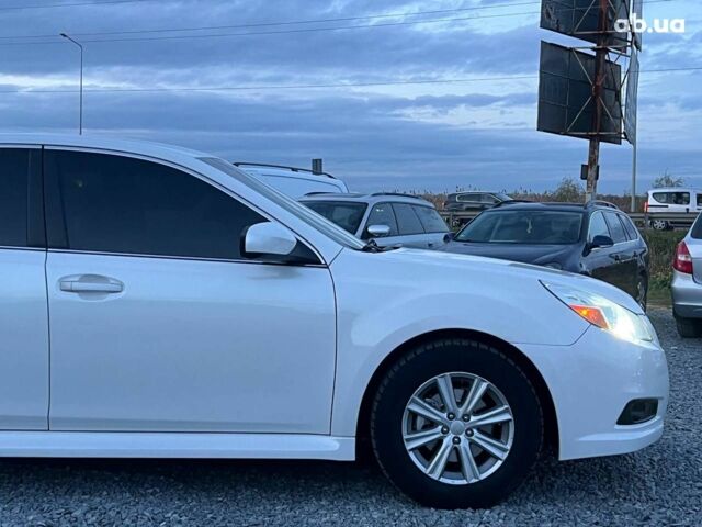 Белый Субару Легаси, объемом двигателя 2.5 л и пробегом 360 тыс. км за 6990 $, фото 7 на Automoto.ua