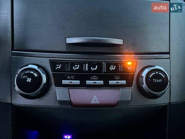 Белый Субару Легаси, объемом двигателя 2.5 л и пробегом 360 тыс. км за 6990 $, фото 26 на Automoto.ua