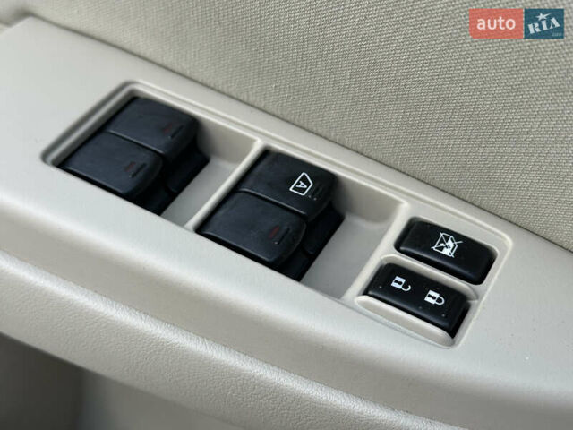 Білий Субару Легасі, об'ємом двигуна 2.5 л та пробігом 207 тис. км за 7800 $, фото 27 на Automoto.ua