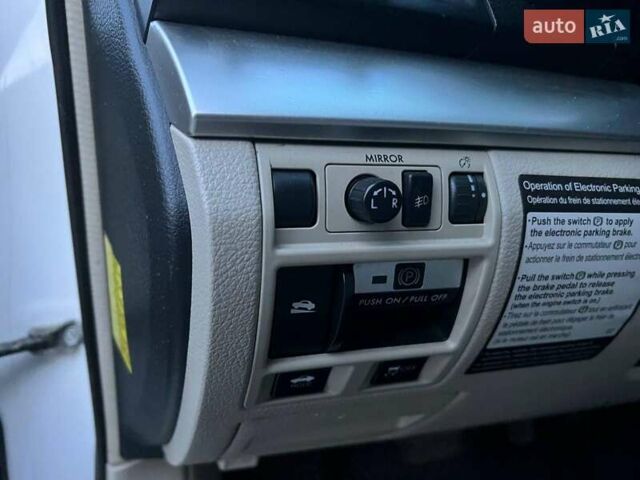 Белый Субару Легаси, объемом двигателя 2.5 л и пробегом 360 тыс. км за 6990 $, фото 16 на Automoto.ua