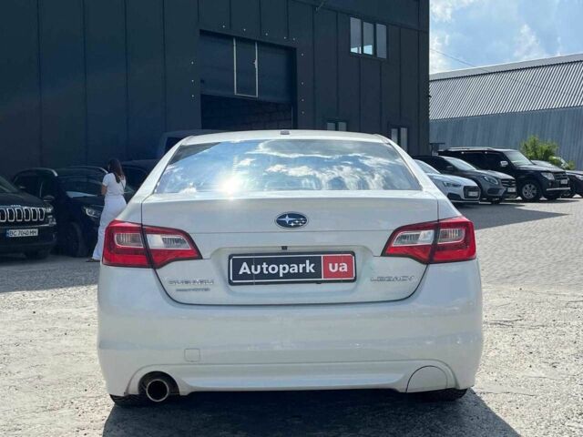 Белый Субару Легаси, объемом двигателя 2.5 л и пробегом 237 тыс. км за 6800 $, фото 7 на Automoto.ua