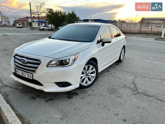 Субару Легаси 2014 в Вольногорске на Automoto.ua Белый Субару Легаси, объемом двигателя 2.46 л и пробегом 186 тыс. км за 11500 $, фото 1 на Automoto.ua