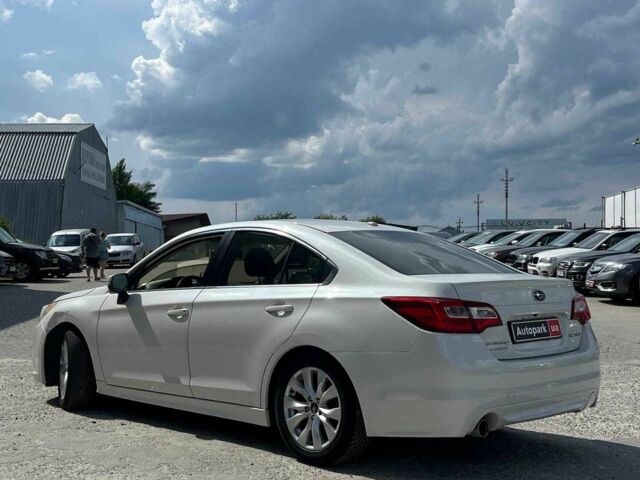 Белый Субару Легаси, объемом двигателя 2.5 л и пробегом 237 тыс. км за 6800 $, фото 8 на Automoto.ua