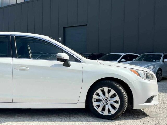 Белый Субару Легаси, объемом двигателя 2.5 л и пробегом 237 тыс. км за 6800 $, фото 3 на Automoto.ua