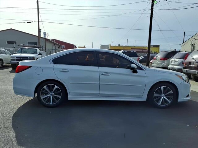 Белый Субару Легаси, объемом двигателя 2.5 л и пробегом 72 тыс. км за 9000 $, фото 5 на Automoto.ua