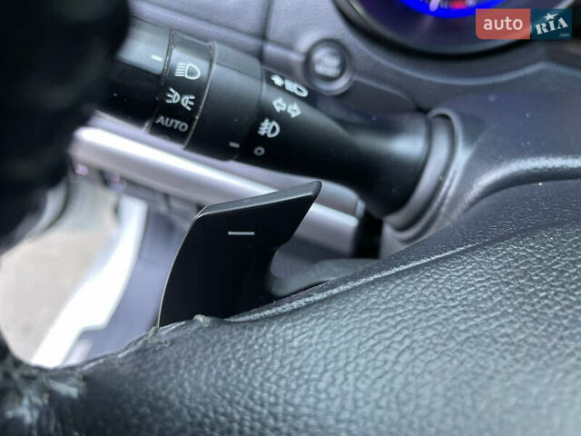 Білий Субару Легасі, об'ємом двигуна 2.46 л та пробігом 225 тис. км за 10900 $, фото 29 на Automoto.ua