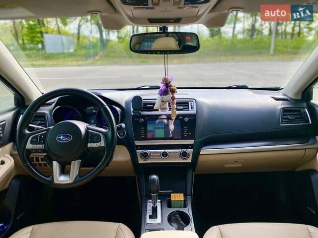 Білий Субару Легасі, об'ємом двигуна 2.5 л та пробігом 153 тис. км за 11490 $, фото 36 на Automoto.ua