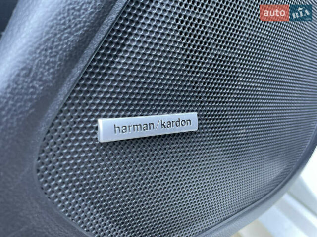 Белый Субару Легаси, объемом двигателя 2.46 л и пробегом 225 тыс. км за 10700 $, фото 25 на Automoto.ua