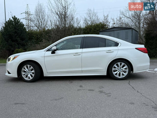 Белый Субару Легаси, объемом двигателя 2.5 л и пробегом 102 тыс. км за 11900 $, фото 6 на Automoto.ua