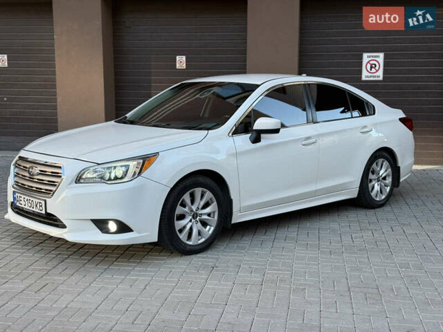 Белый Субару Легаси, объемом двигателя 2.5 л и пробегом 109 тыс. км за 11800 $, фото 1 на Automoto.ua