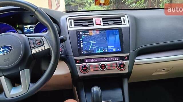 Белый Субару Легаси, объемом двигателя 2.5 л и пробегом 125 тыс. км за 12500 $, фото 12 на Automoto.ua