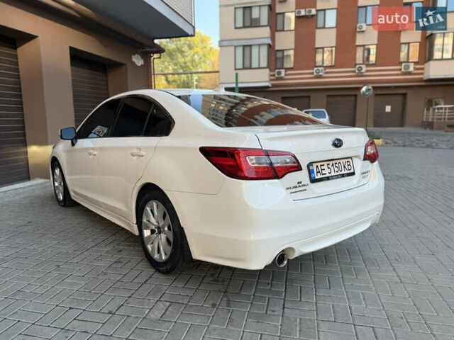 Белый Субару Легаси, объемом двигателя 2.5 л и пробегом 109 тыс. км за 11800 $, фото 10 на Automoto.ua