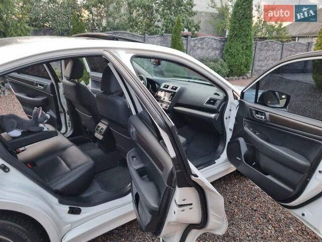 Білий Субару Легасі, об'ємом двигуна 2.5 л та пробігом 91 тис. км за 13850 $, фото 11 на Automoto.ua