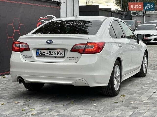 Білий Субару Легасі, об'ємом двигуна 2.5 л та пробігом 127 тис. км за 11700 $, фото 24 на Automoto.ua