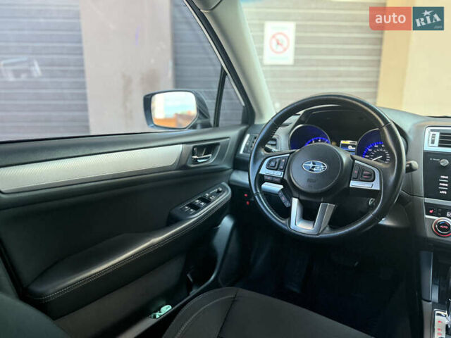 Белый Субару Легаси, объемом двигателя 2.5 л и пробегом 109 тыс. км за 11800 $, фото 14 на Automoto.ua