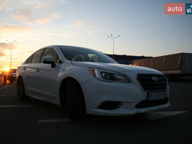 Білий Субару Легасі, об'ємом двигуна 2.5 л та пробігом 166 тис. км за 11900 $, фото 3 на Automoto.ua