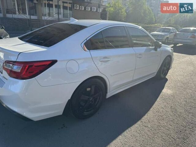 Білий Субару Легасі, об'ємом двигуна 2.46 л та пробігом 86 тис. км за 13500 $, фото 20 на Automoto.ua