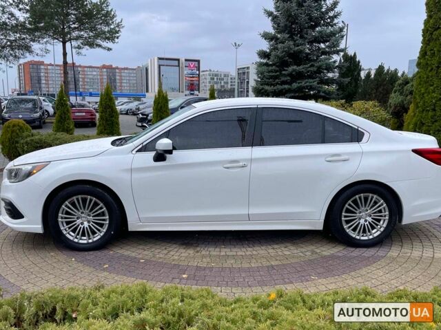 Білий Субару Легасі, об'ємом двигуна 2.5 л та пробігом 85 тис. км за 12999 $, фото 3 на Automoto.ua