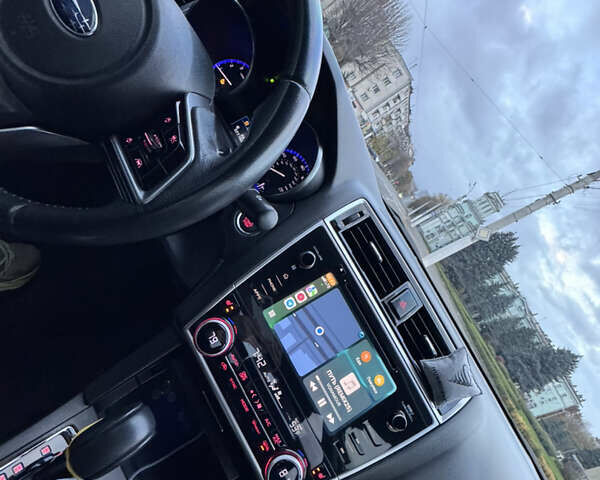 Белый Субару Легаси, объемом двигателя 2.46 л и пробегом 77 тыс. км за 18000 $, фото 8 на Automoto.ua