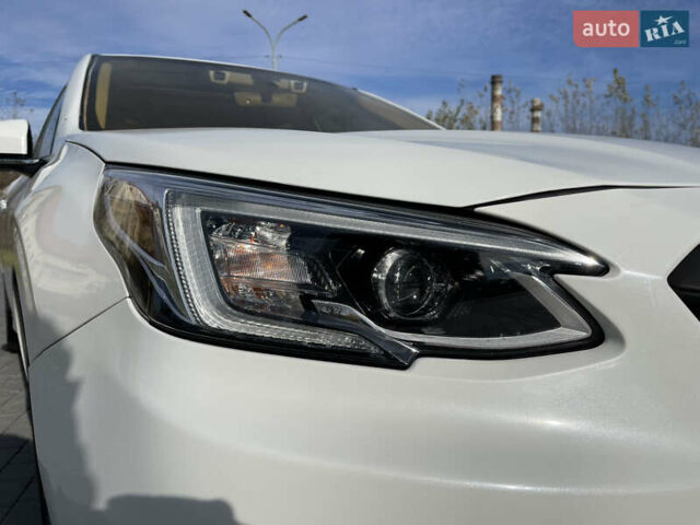 Білий Субару Легасі, об'ємом двигуна 2.5 л та пробігом 40 тис. км за 16850 $, фото 7 на Automoto.ua