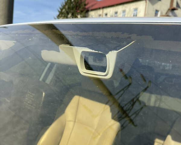 Білий Субару Легасі, об'ємом двигуна 2.5 л та пробігом 40 тис. км за 16850 $, фото 8 на Automoto.ua