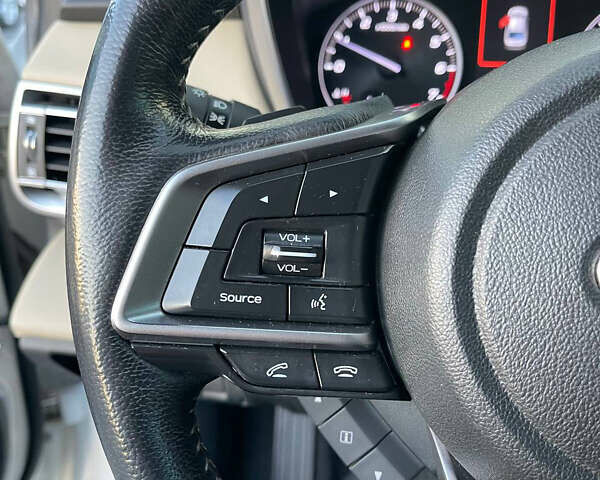 Белый Субару Легаси, объемом двигателя 2.5 л и пробегом 40 тыс. км за 15900 $, фото 20 на Automoto.ua