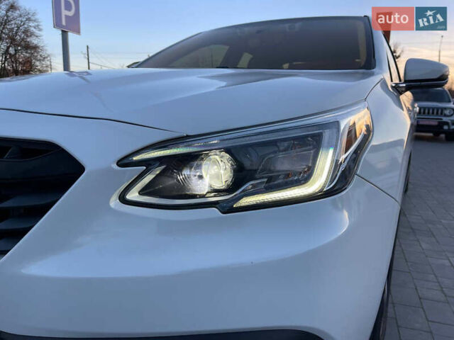 Белый Субару Легаси, объемом двигателя 2.5 л и пробегом 40 тыс. км за 15900 $, фото 9 на Automoto.ua