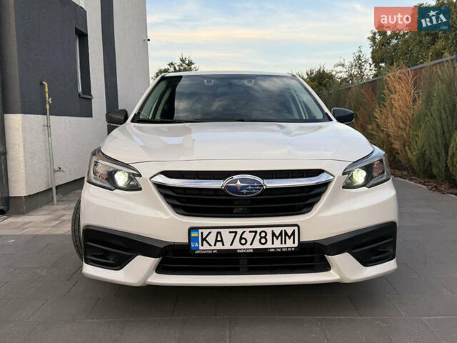 Білий Субару Легасі, об'ємом двигуна 2.46 л та пробігом 45 тис. км за 14900 $, фото 4 на Automoto.ua