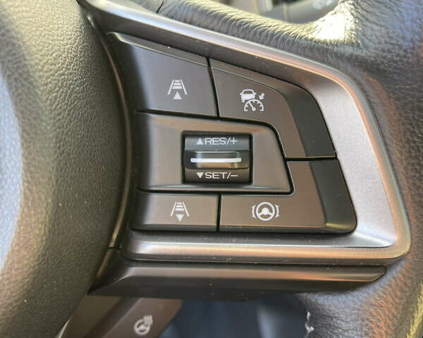 Білий Субару Легасі, об'ємом двигуна 2.5 л та пробігом 40 тис. км за 16850 $, фото 27 на Automoto.ua