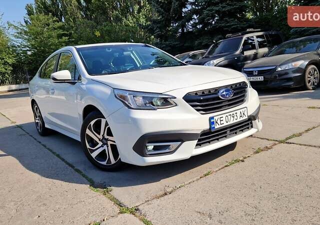 Белый Субару Легаси, объемом двигателя 2.5 л и пробегом 103 тыс. км за 16500 $, фото 7 на Automoto.ua