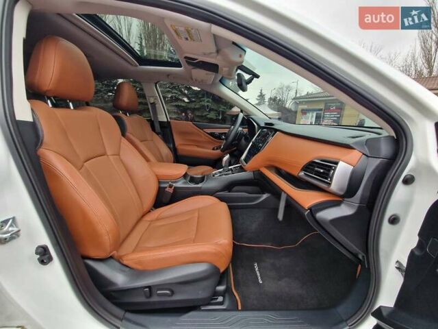 Білий Субару Легасі, об'ємом двигуна 2.4 л та пробігом 20 тис. км за 23500 $, фото 36 на Automoto.ua