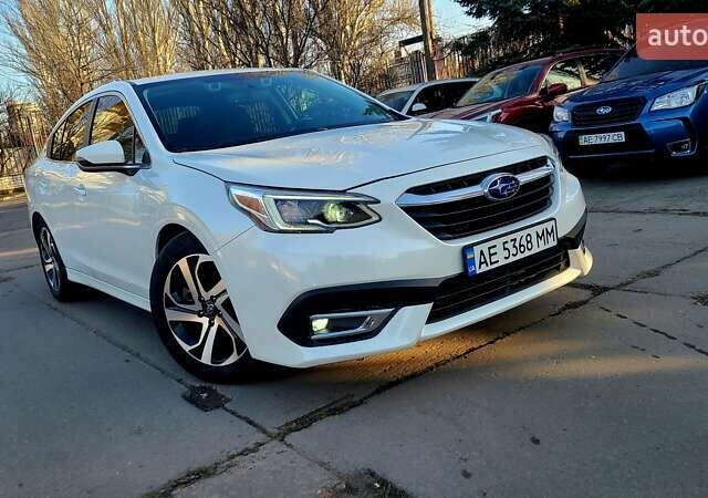 Білий Субару Легасі, об'ємом двигуна 2.4 л та пробігом 28 тис. км за 17500 $, фото 7 на Automoto.ua