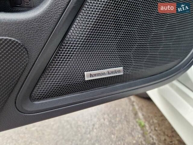 Білий Субару Легасі, об'ємом двигуна 2.4 л та пробігом 20 тис. км за 23500 $, фото 16 на Automoto.ua