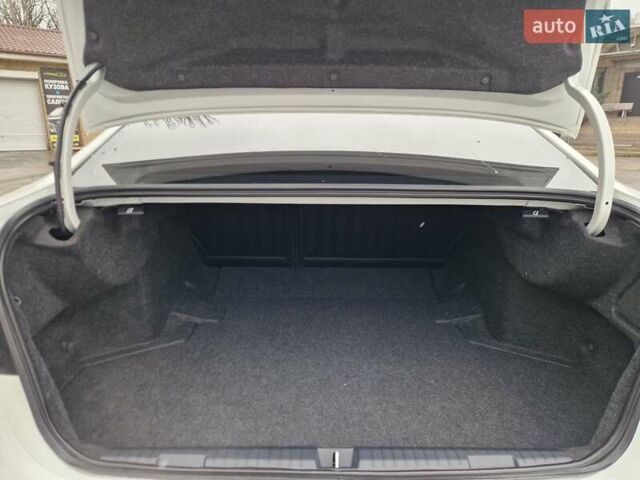 Білий Субару Легасі, об'ємом двигуна 2.4 л та пробігом 20 тис. км за 23500 $, фото 37 на Automoto.ua