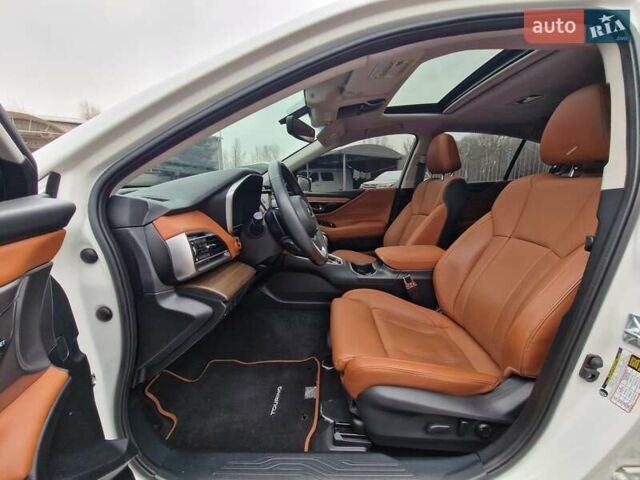 Білий Субару Легасі, об'ємом двигуна 2.4 л та пробігом 20 тис. км за 23500 $, фото 14 на Automoto.ua